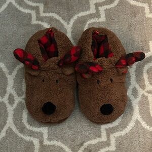 Old Navy Brown Reindeer Kids Slippers, size 3-4